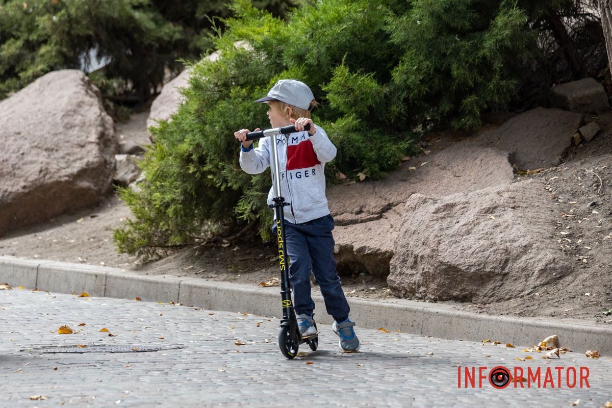 Как Днепряне проводят выходной в парке Шевченко 15