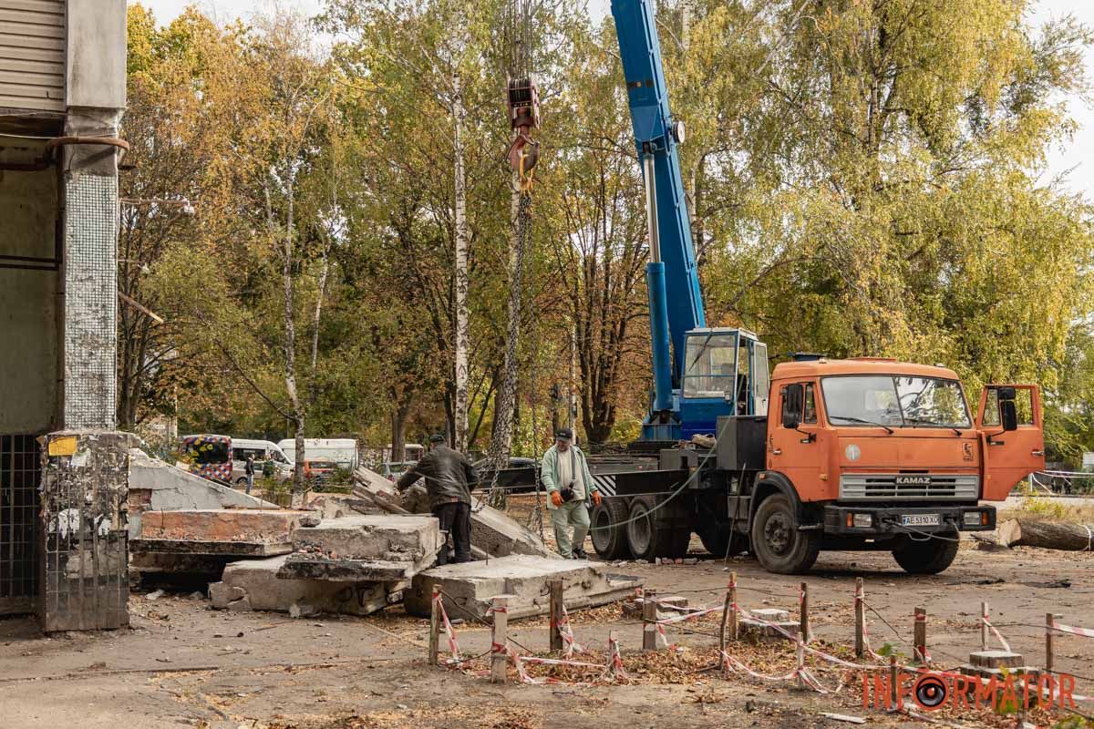 Выбито 80 окон в местах общего пользования Выбито 80 окон в местах общего пользования