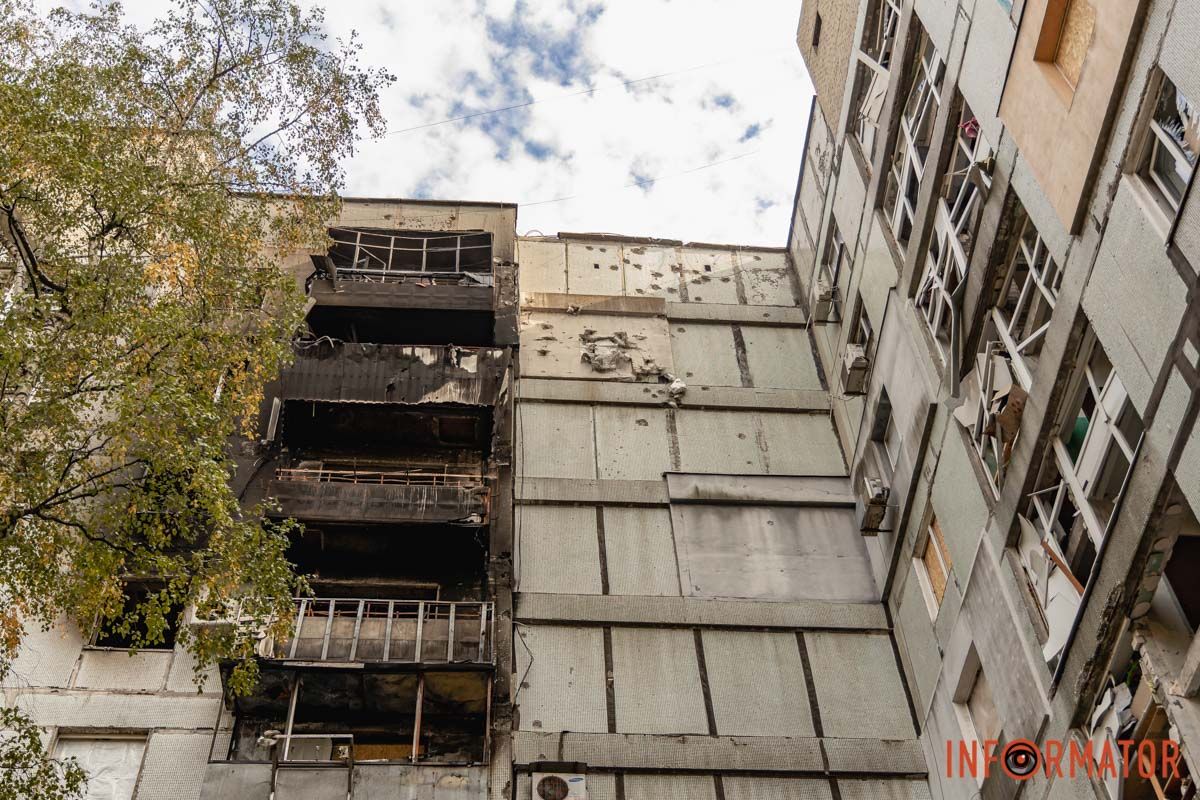 После этого начнут восстановление разрушенных элементов дома После этого начнут восстановление разрушенных элементов дома