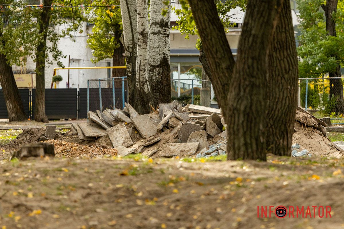 У Дніпрі на Монастирському острові роблять ремонт за 4 мільйони та оновили доріжку 16
