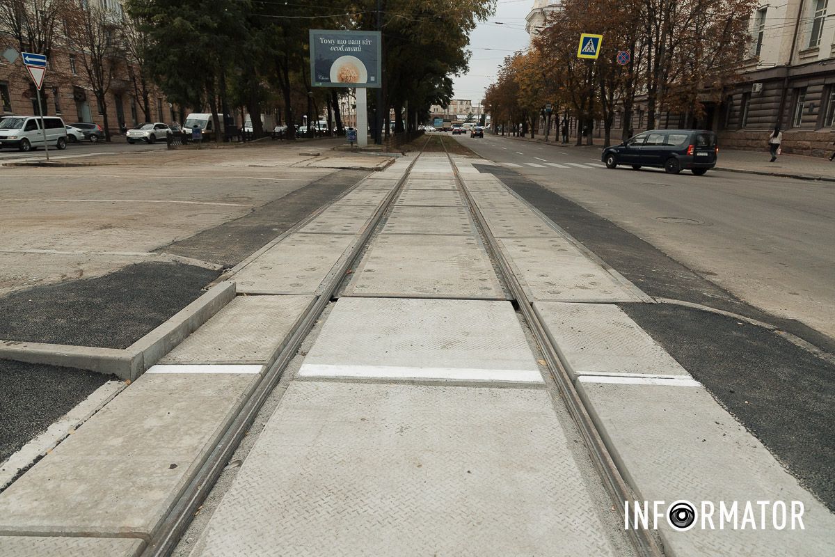 На этом участке заменили 20 погонных метров колеи в обоих направлениях В Днепре завершили ремонт трамвайного пути на улице Привокзальной: движение возобновили 9