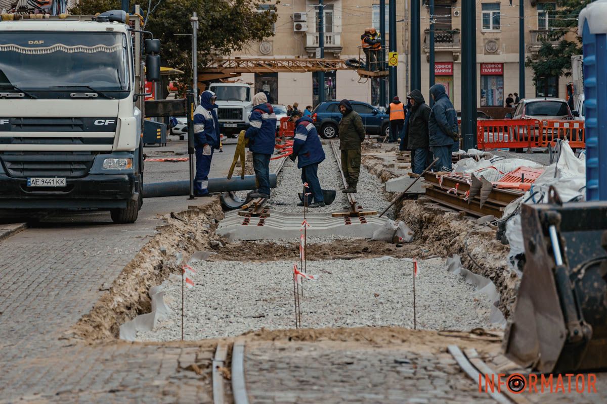 Ремонт колії дозволить уже наприкінці року запустити перший низькопідлоговий трамвай у місті Ремонт колії дозволить уже наприкінці року запустити перший низькопідлоговий трамвай у місті
