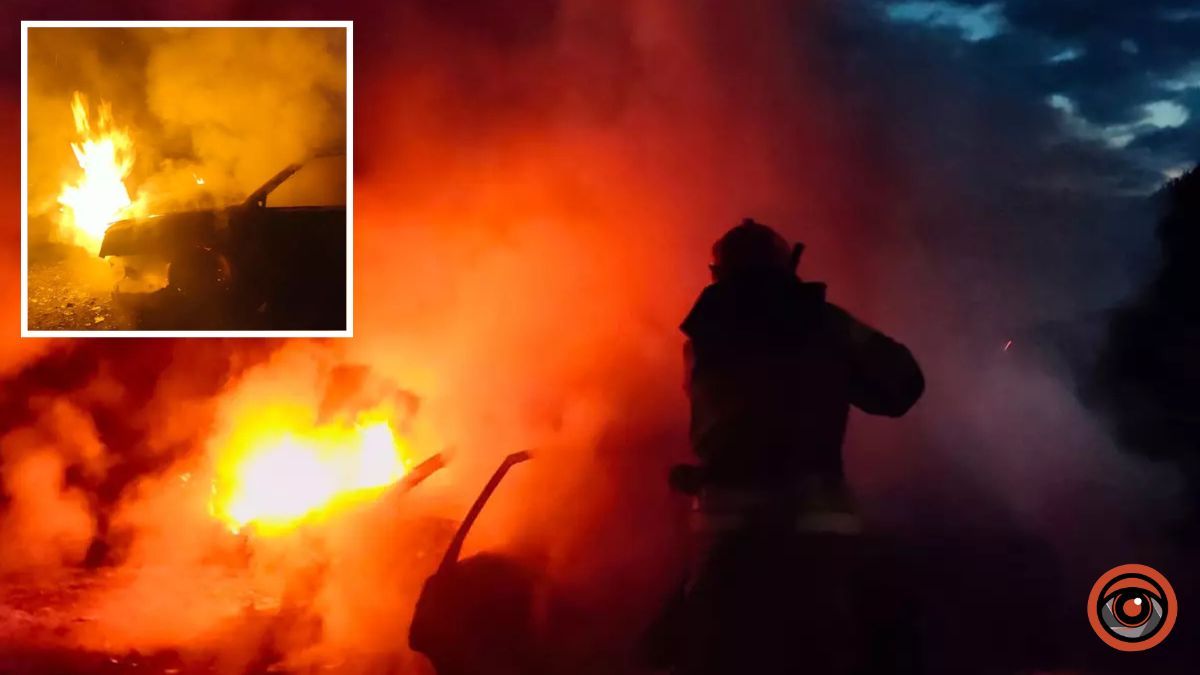ВАЗ палав у Дніпропетровській області: довелося втручатися рятувальникам
