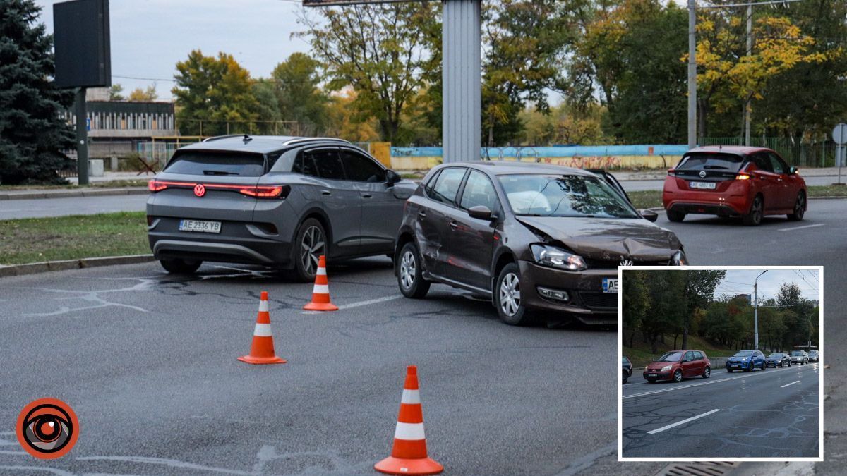 Движение в направлении Победы затруднено: в Днепре у Мерефо-Херсонского моста произошли две аварии