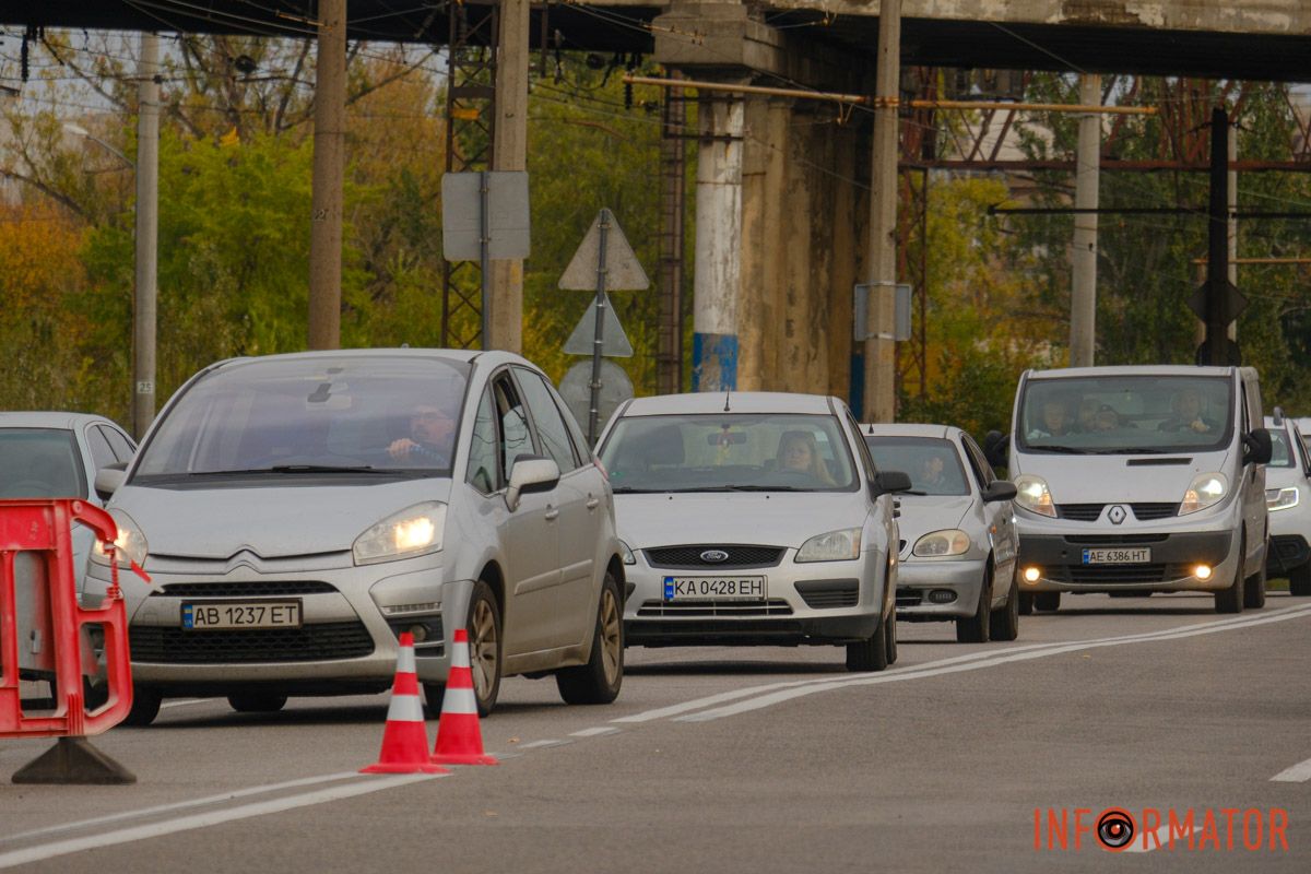На під’їздах до ділянки спостерігаються затори На під’їздах до ділянки спостерігаються затори