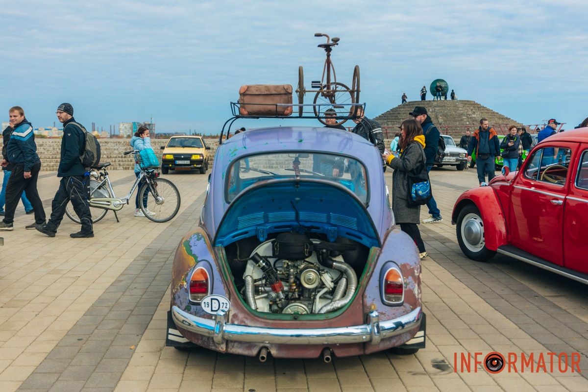 Заглянемо, що там всередині у них