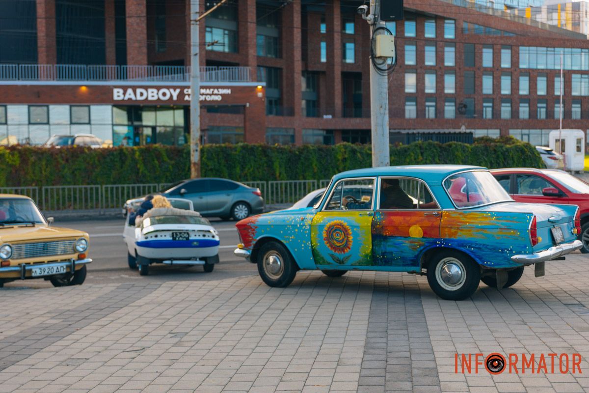 Осінь, класика і дороги