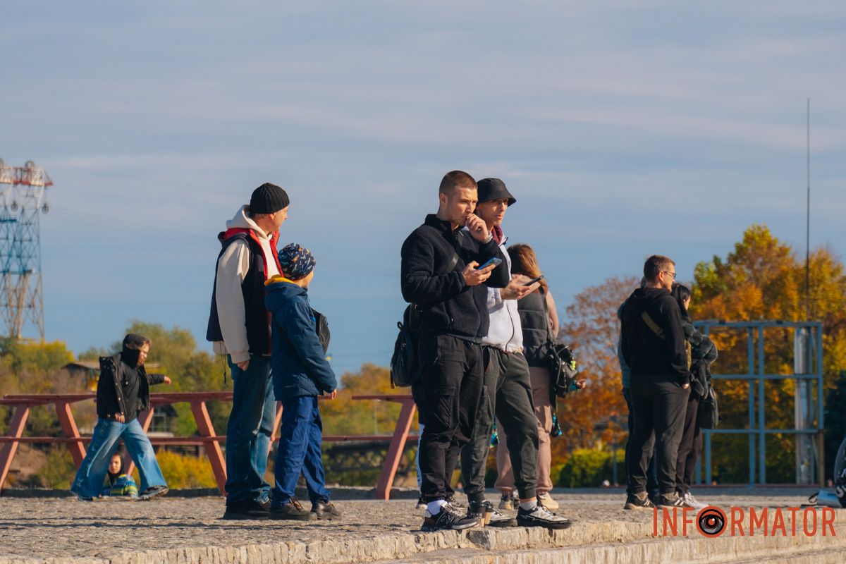 Уважно все роздитились