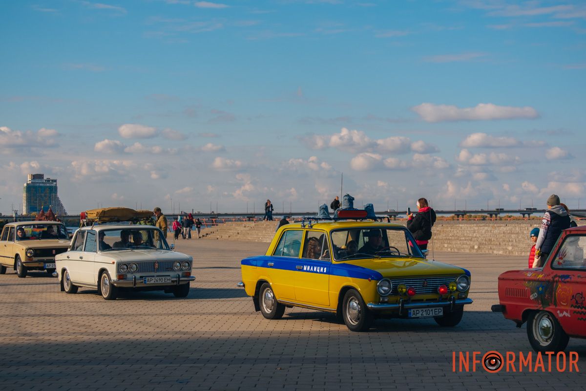 Виставка присвячена Дню автомобіліста