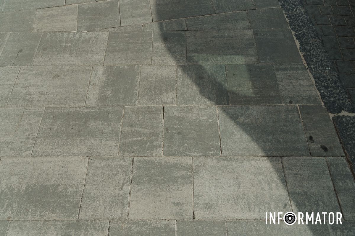 Уложили новую брусчатку Уложили новую брусчатку