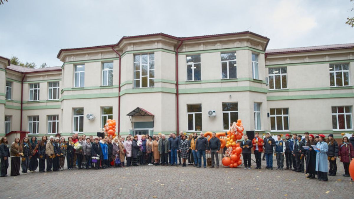 У Кам’янському відбулись урочистості з нагоди 35-річчя Наукового ліцею імені Анатолія Лигуна