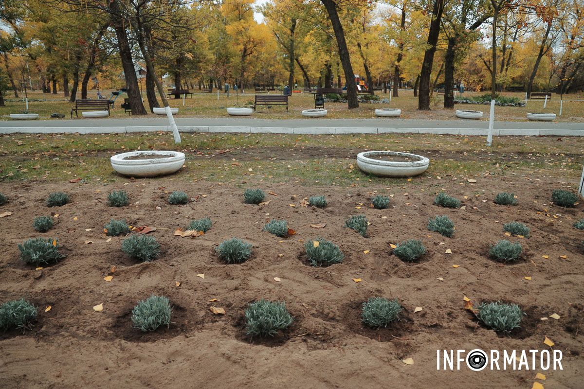 Парк Сагайдак находится на левом берегу Днепра Парк Сагайдак находится на левом берегу Днепра