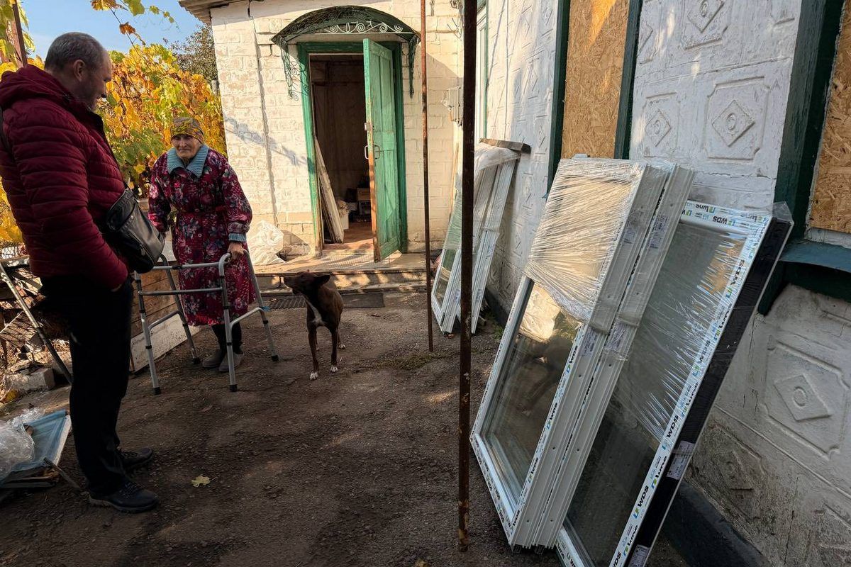 Поиск средств и подрядчиков заняло время В Самаровке в Днепре восстанавливают дома, пострадавшие от вражеских атак в сентябре 3