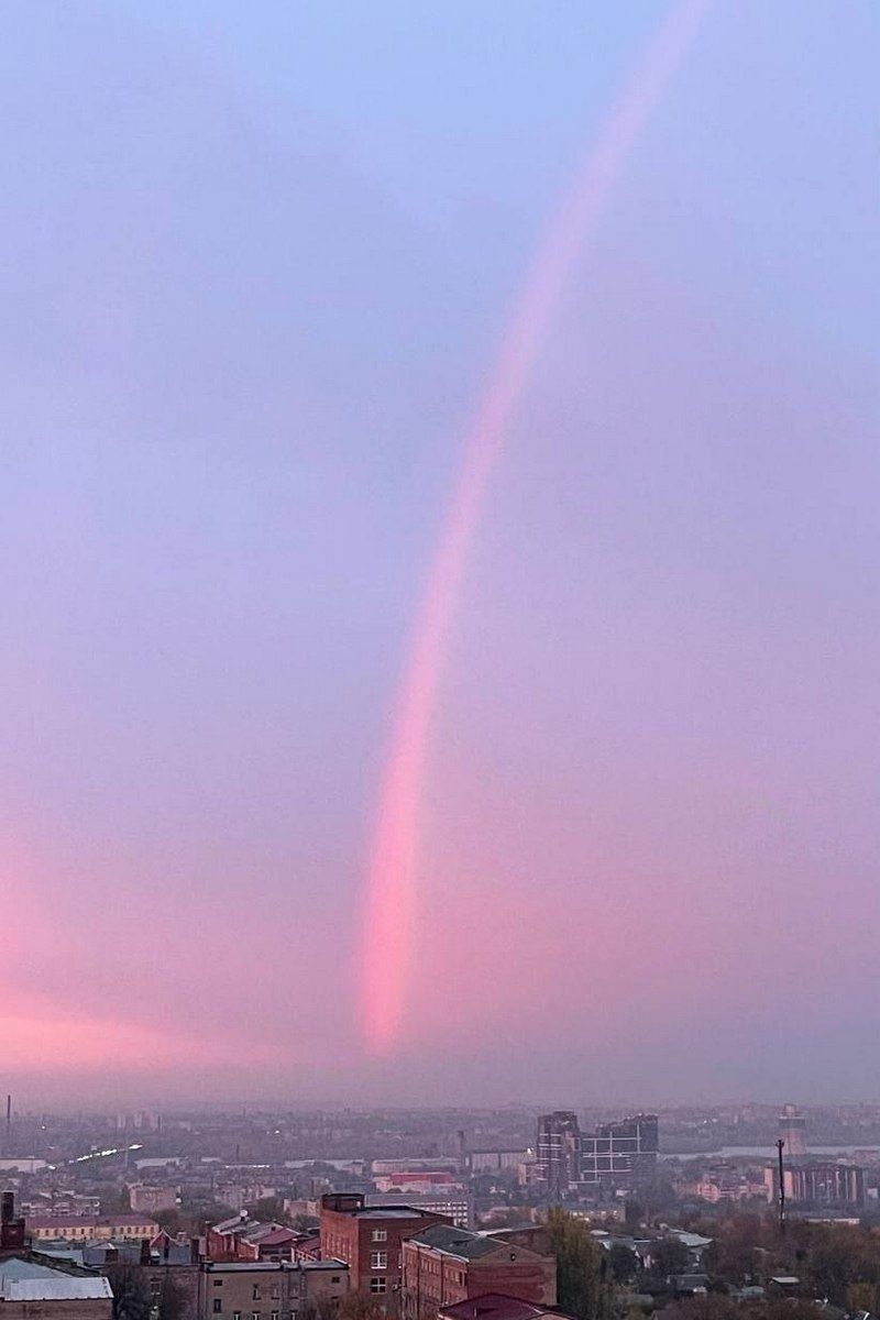 Веселка над містом після дощу «Агінь»: дніпряни 28 жовтня спостерігали неймовірний захід сонця 17
