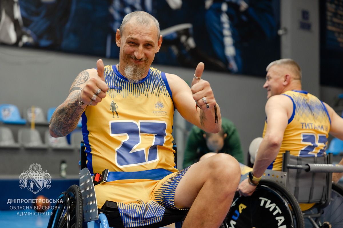Новостворена команда з баскетболу на кріслах колісних  У Дніпропетровській області новостворена команда з баскетболу на кріслах колісних зібралась на перше тренування 2