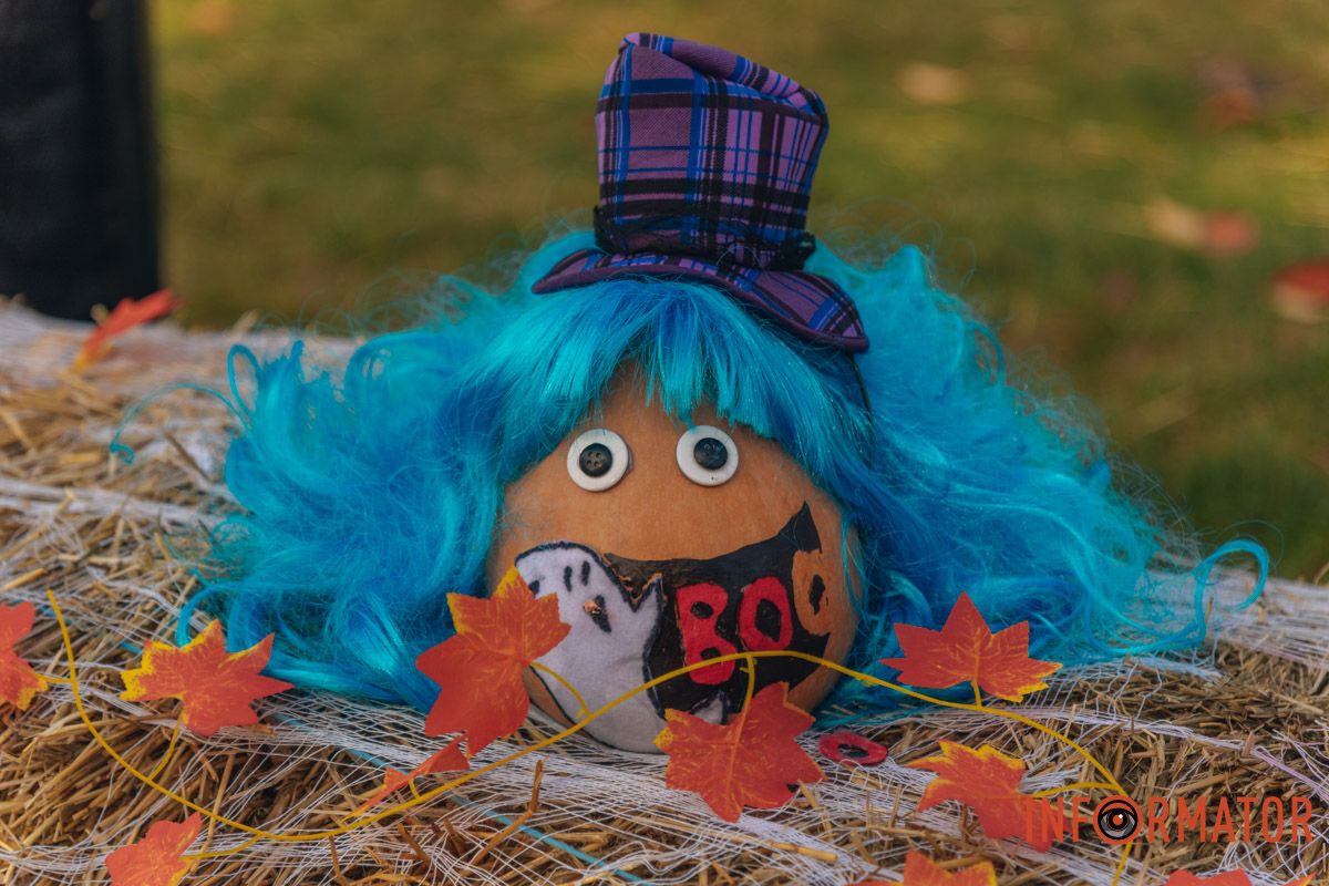 Кожен гарбуз тут має свій стиль