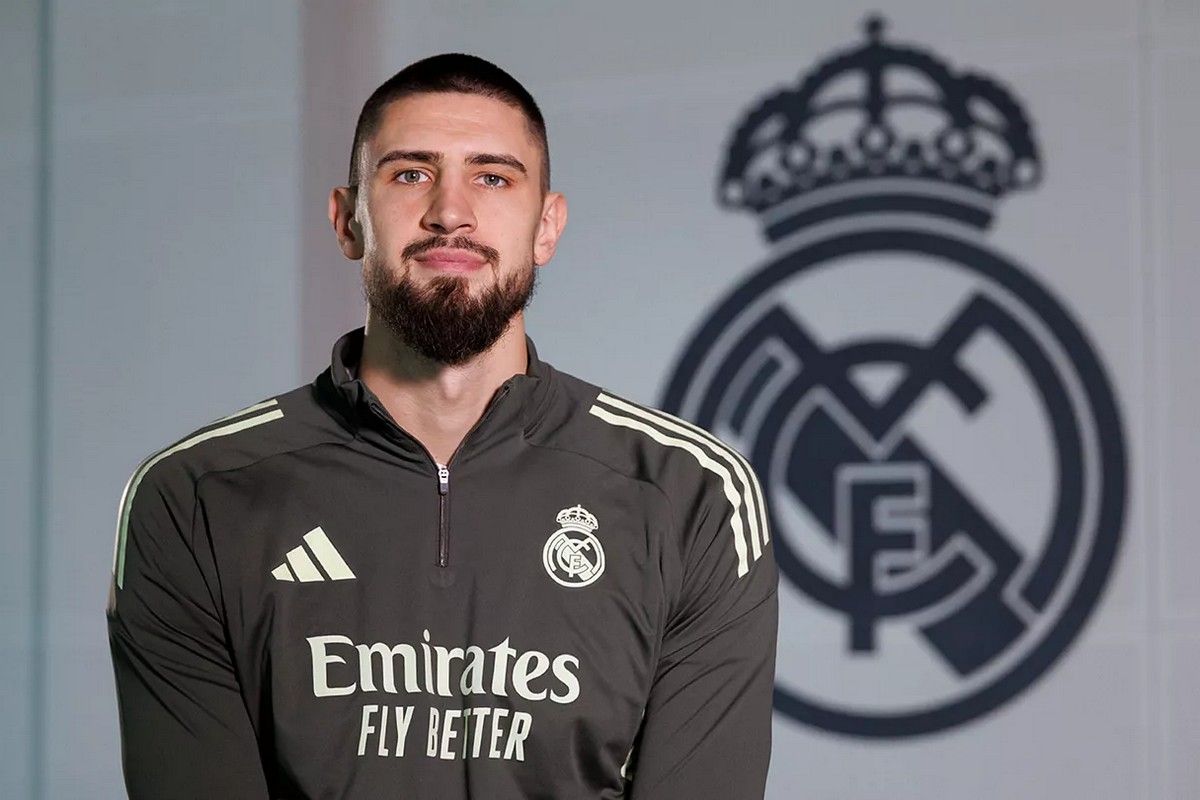 Олексій Лень - гравець баскетбольного "Реала" Олексій Лень - гравець баскетбольного "Реала"