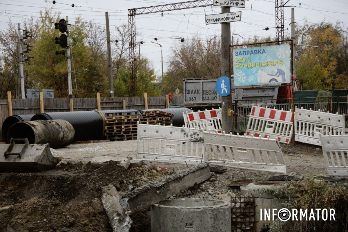 Щоб не було підтоплень: у Дніпрі на Іван Нечуя-Левицького оновлюють дренажну систему біля каналу Гнилокіш 1