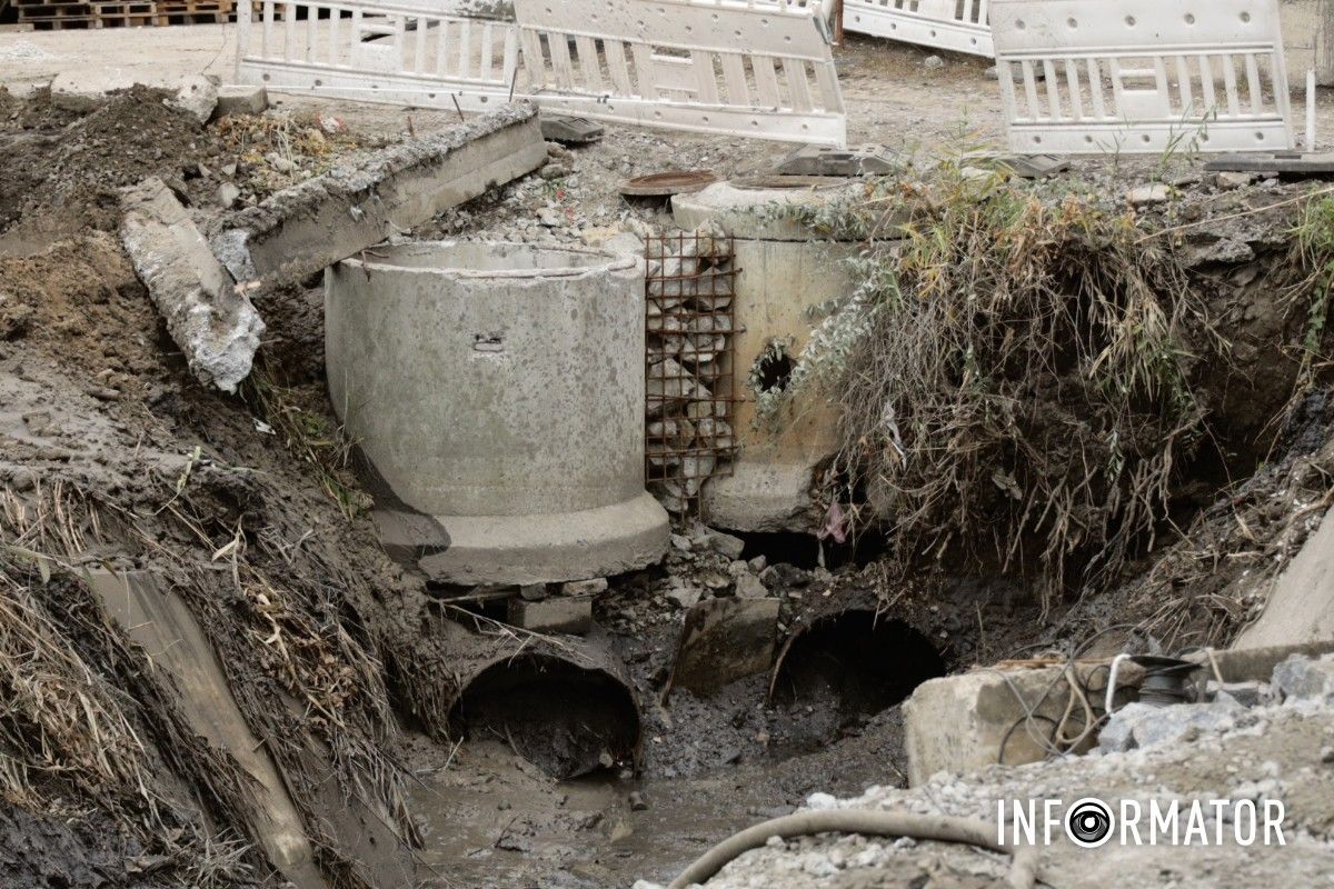 Щоб не було підтоплень: у Дніпрі на Іван Нечуя-Левицького оновлюють дренажну систему біля каналу Гнилокіш 9