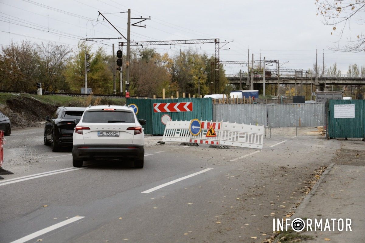 Щоб не було підтоплень: у Дніпрі на Іван Нечуя-Левицького оновлюють дренажну систему біля каналу Гнилокіш 6