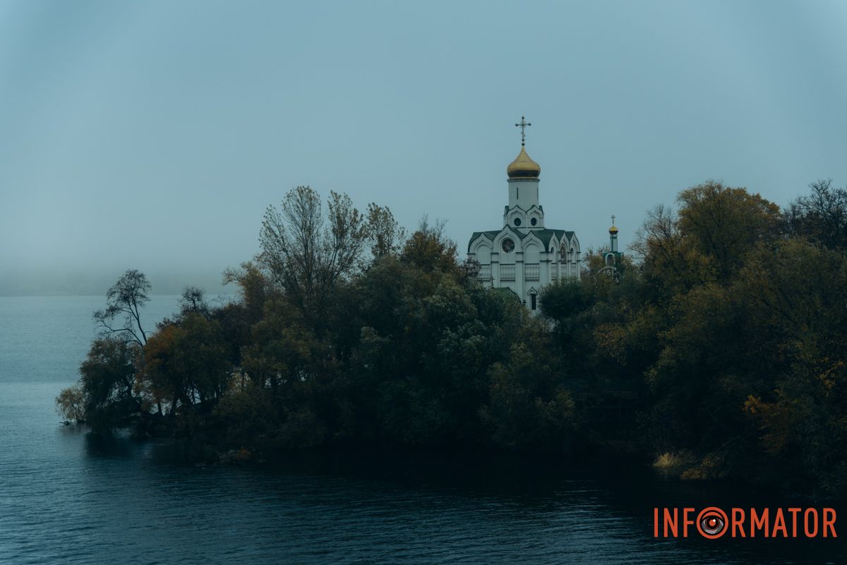 Монастирський острів