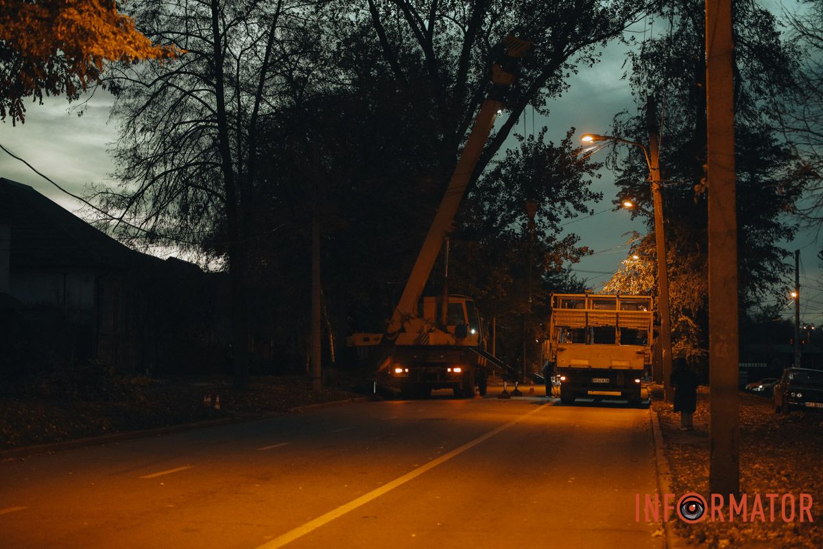 Дорога фактично повністю перекрита Дорога фактично повністю перекрита