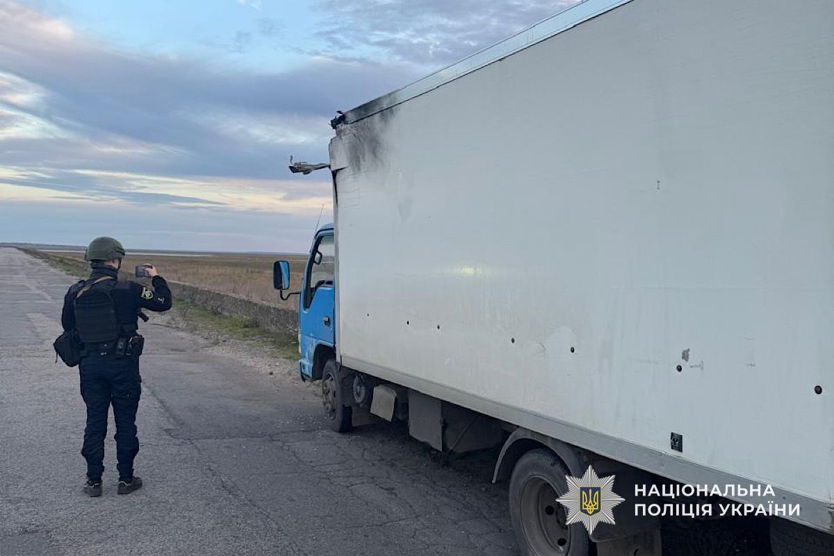 Ворожий FPV-дрон поцілив у автівку на ходу, у Криворізькому районі загинув чоловік