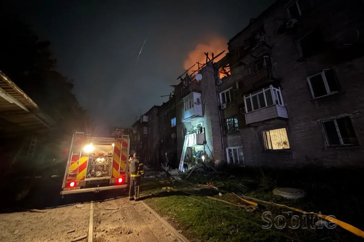 Є постраждалі, під завалами можуть перебувати люди Є постраждалі, під завалами можуть перебувати люди