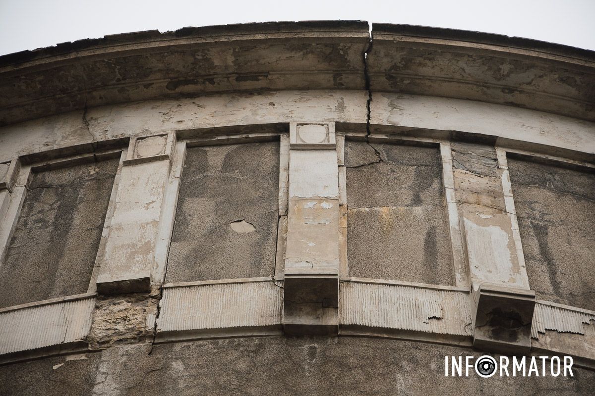 Стара башта на проспекті Наук Історична башта під захистом: у Дніпрі суд змусив власника Дачного резервуару берегти пам’ятку 9