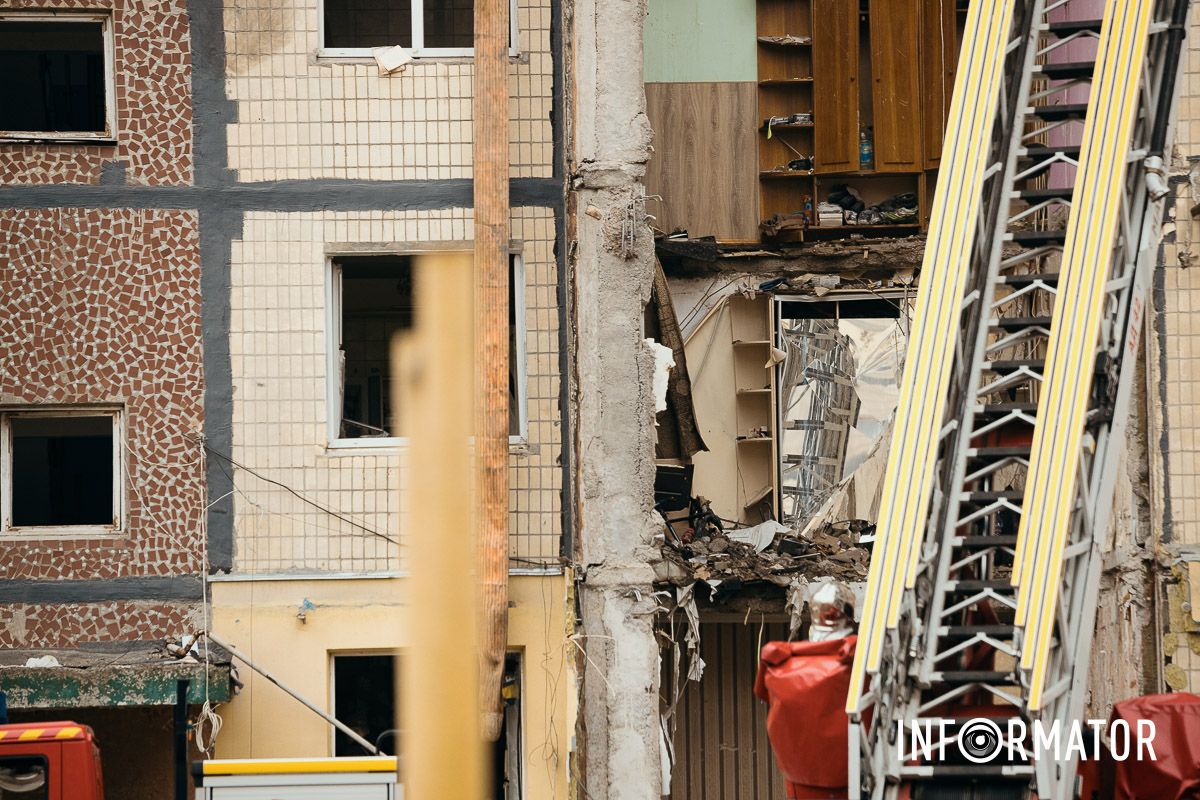 Відкрита рана на тілі Дніпра: як виглядає місце російської атаки після удару 8 листопада 8