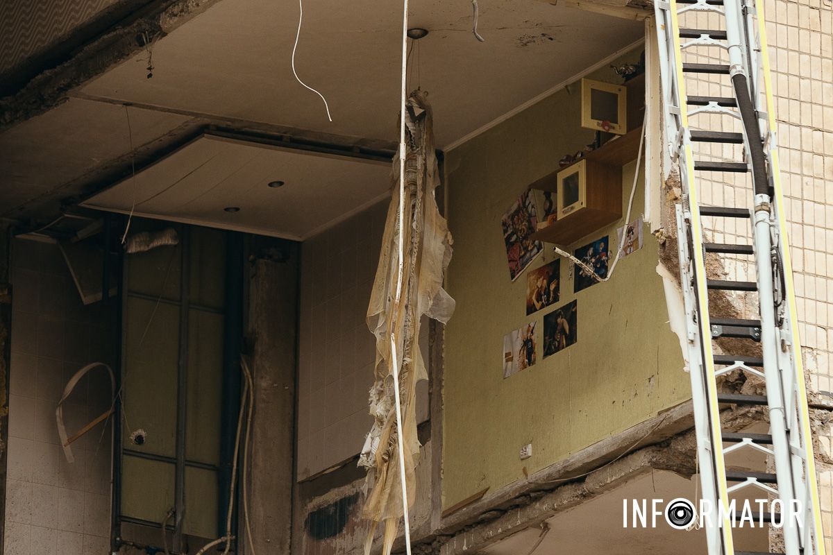 Відкрита рана на тілі Дніпра: як виглядає місце російської атаки після удару 8 листопада 15