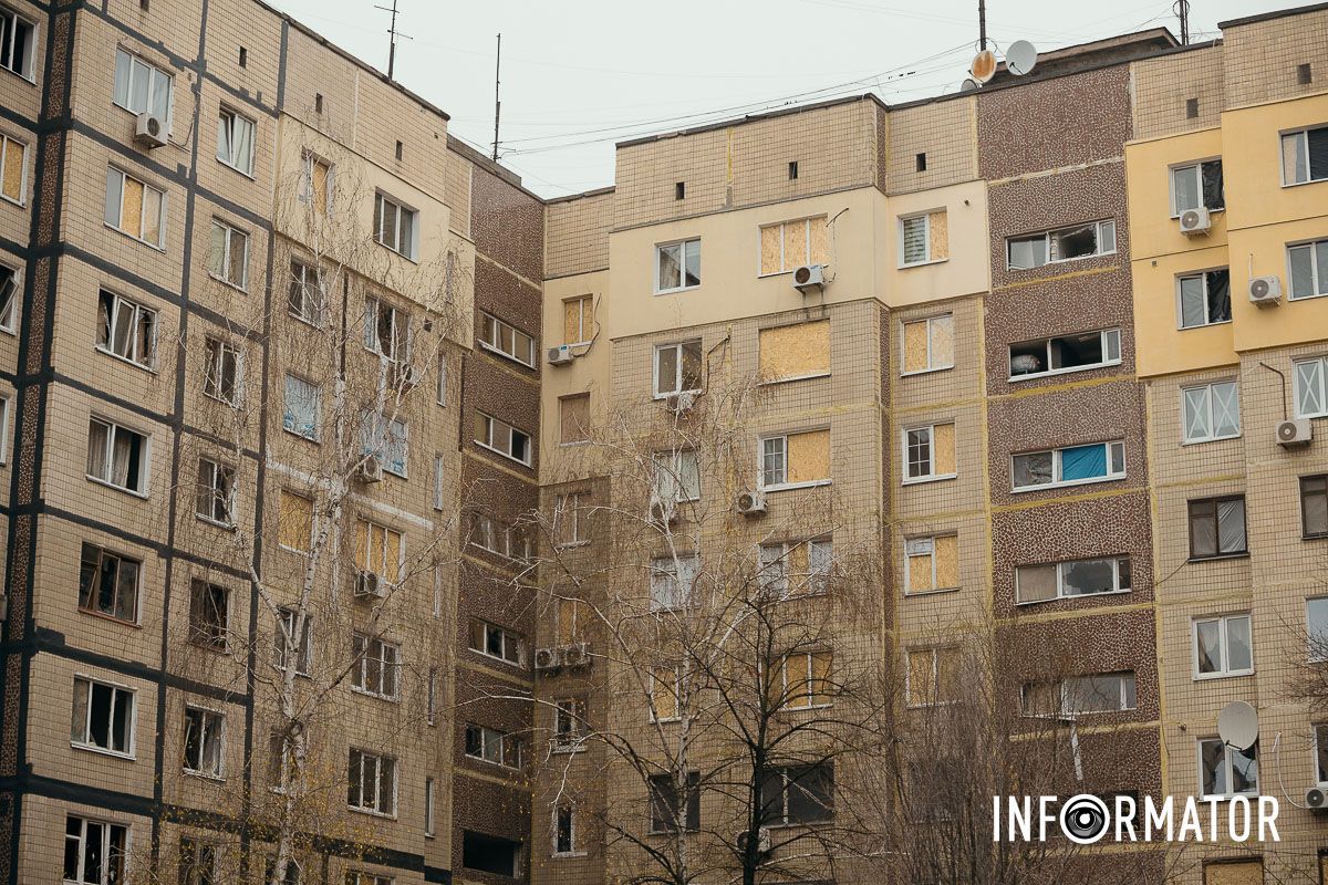 Відкрита рана на тілі Дніпра: як виглядає місце російської атаки після удару 8 листопада 17