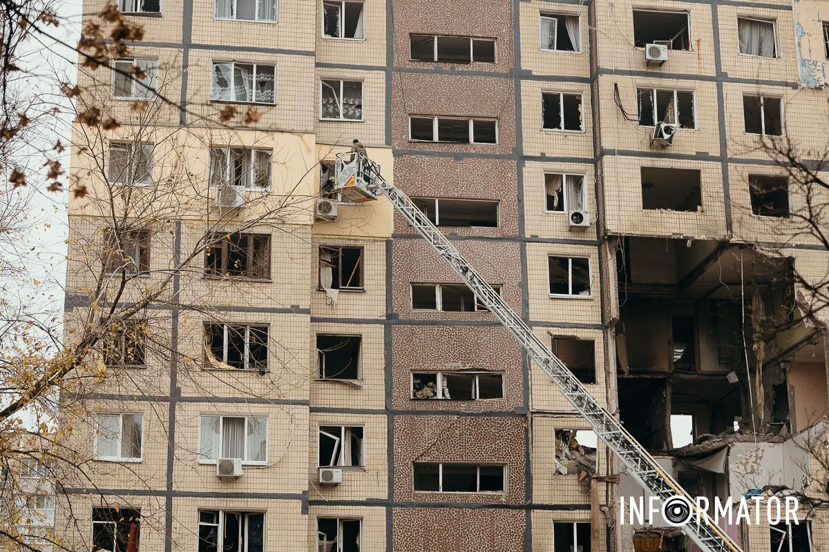 Відкрита рана на тілі Дніпра: як виглядає місце російської атаки після удару 8 листопада 26