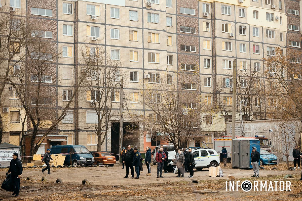 Відкрита рана на тілі Дніпра: як виглядає місце російської атаки після удару 8 листопада 39