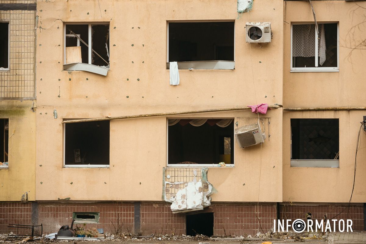 Відкрита рана на тілі Дніпра: як виглядає місце російської атаки після удару 8 листопада 53