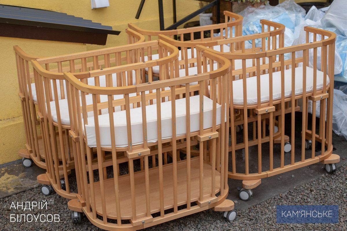 Кам’янське отримало гуманітарний вантаж від міста-партнера Вупперталь Для медичних закладів та установ соціального захисту: у Кам’янське прибула гуманітарна допомога з Німеччини 1