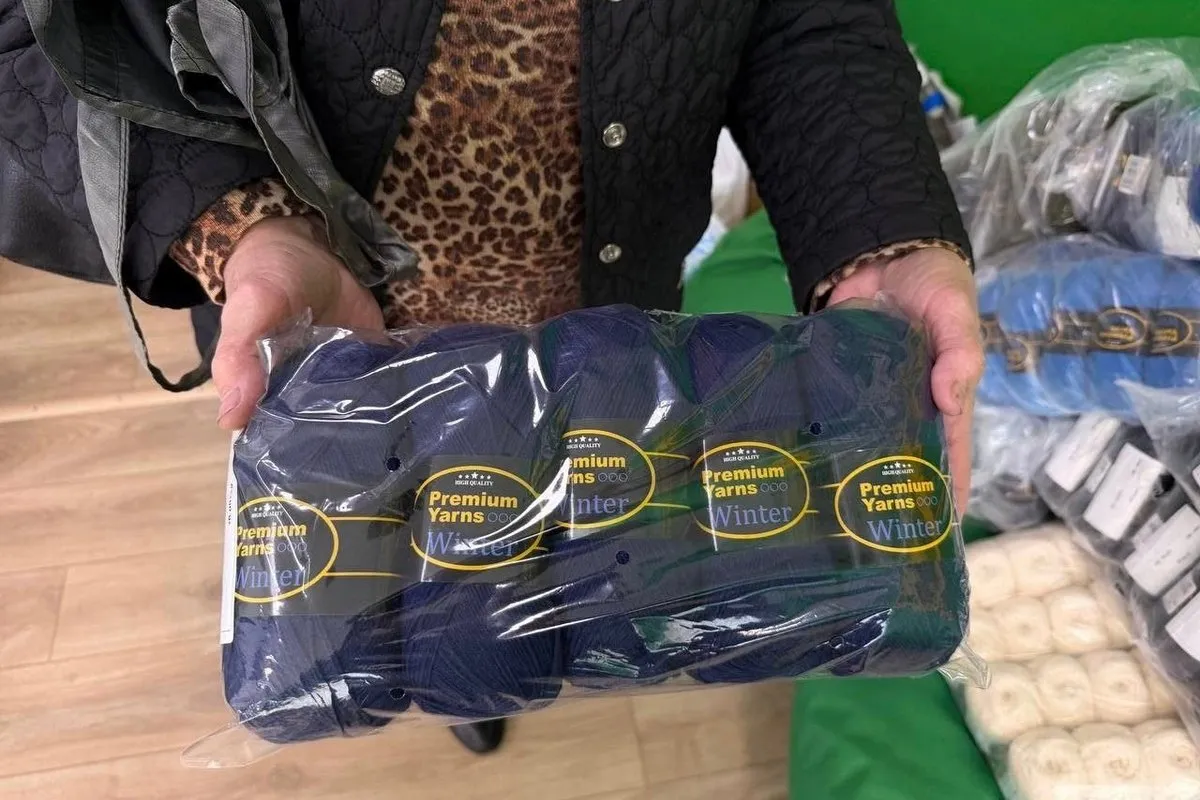 У приймальній у палаці культури «Металург» вже видали 349 мотків пряжі У Дніпрі стартував новий сезон проєкту «Вʼязальний батальйон» 2