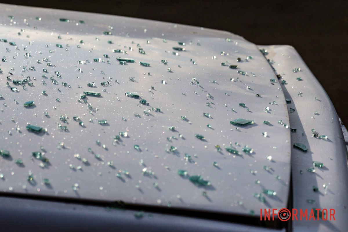 На дорозі є скло та уламки дтп 16