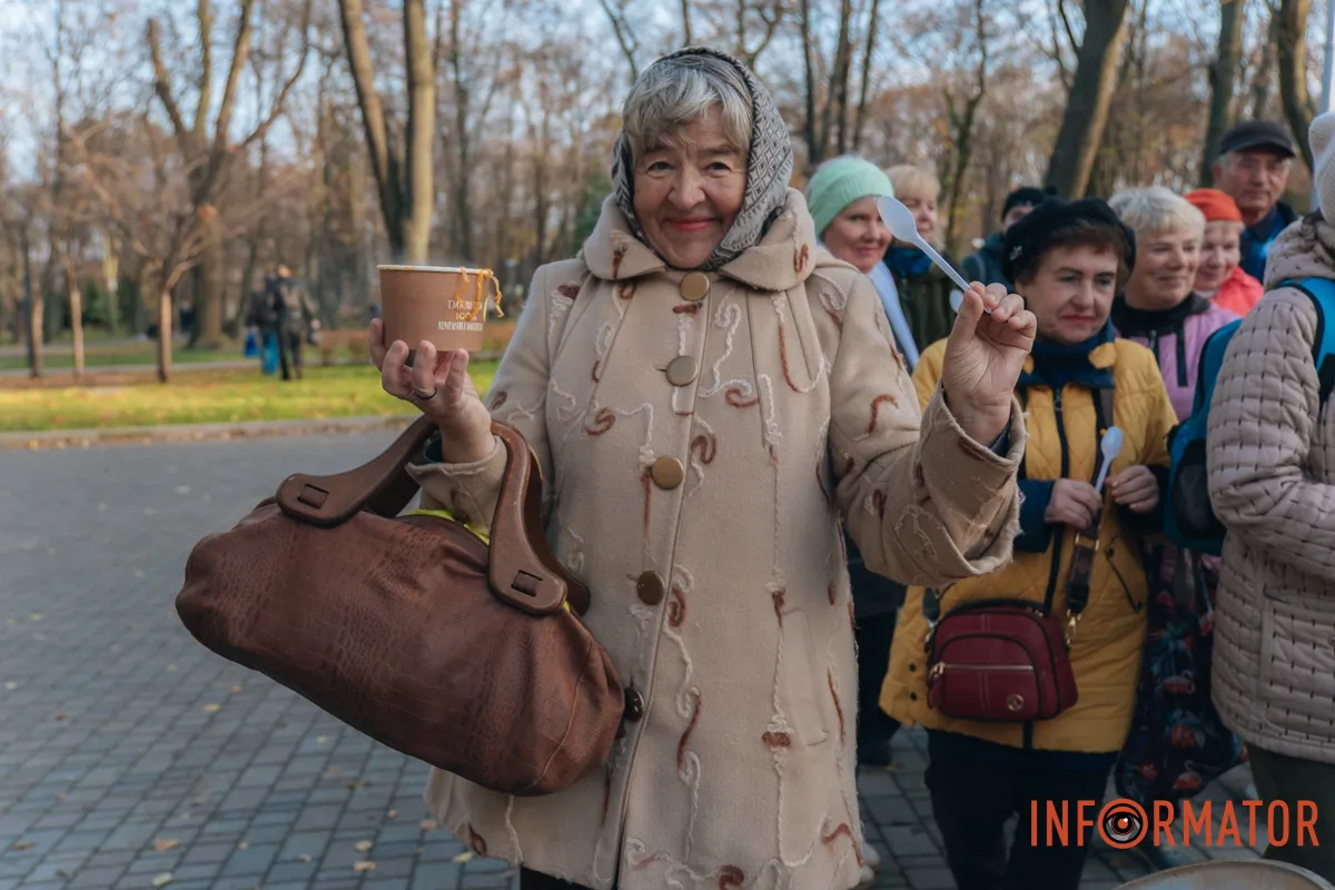 Гарячий борщ подарував багато посмішок