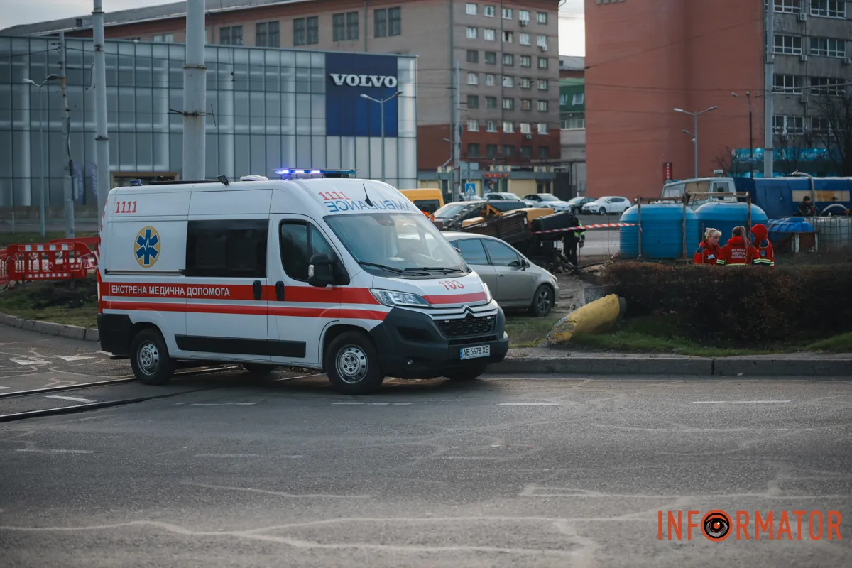 Приїхали медики та поліцейські Приїхали медики та поліцейські