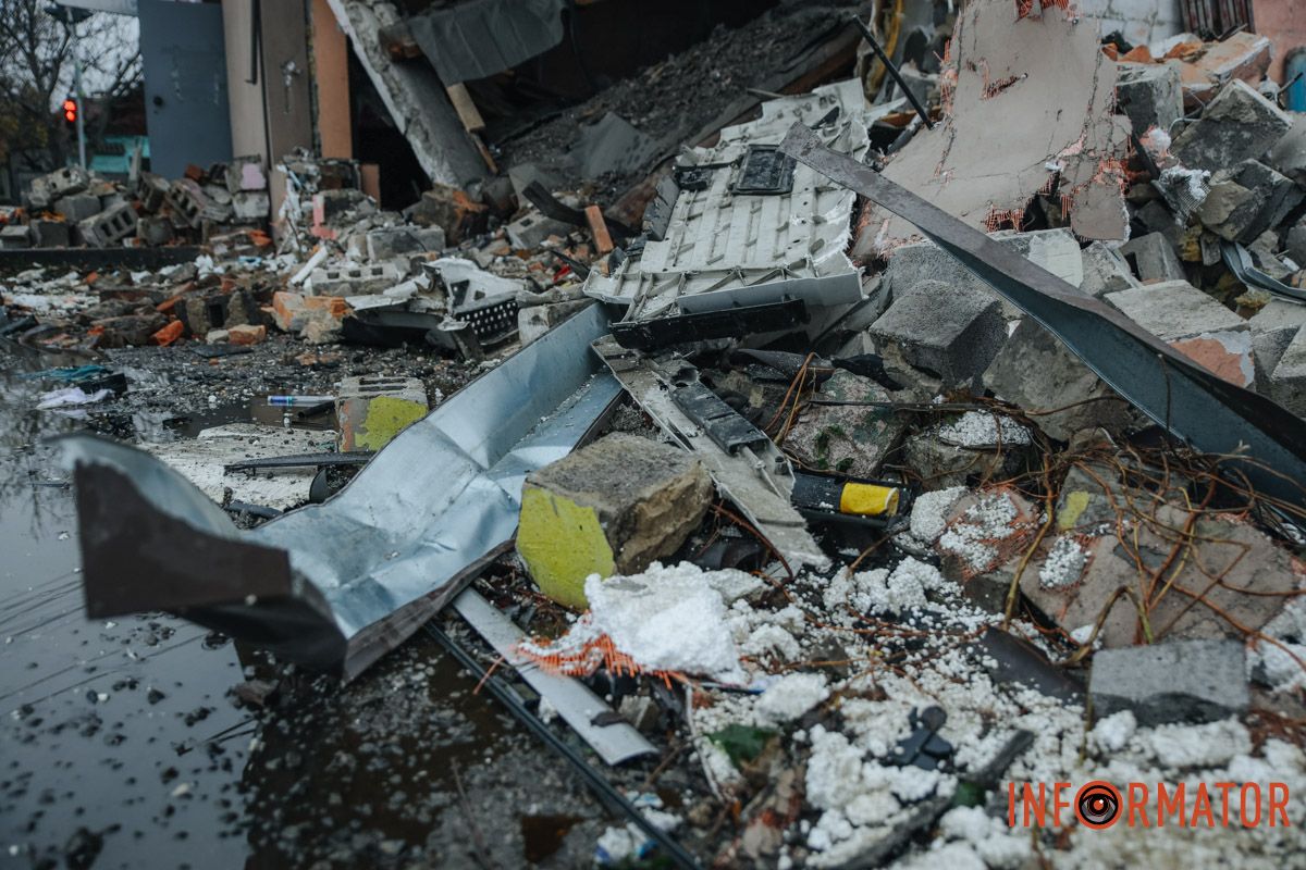 По состоянию на 13:43 авто уже убрали По состоянию на 13:43 авто уже убрали