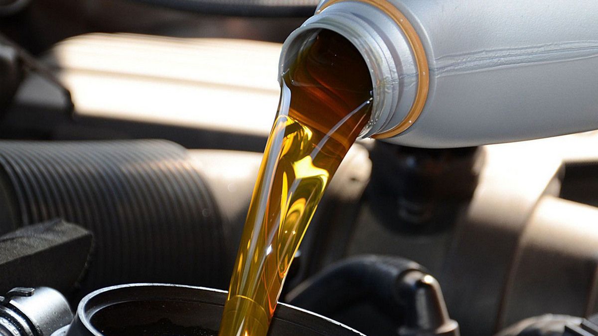 Как экологические стандарты Euro 6 и Euro 7 изменили требования к моторному маслу