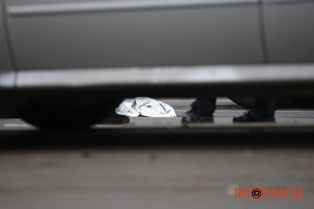 У Дніпрі на Івана Нечуя-Левицького насмерть збили чоловіка 14