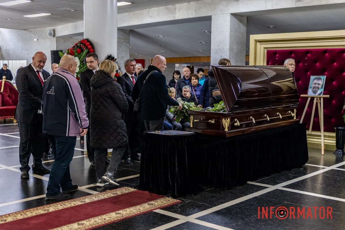 Важка втрата у спортивній спільноті: у Дніпро простились з ексгравцем ФК «Дніпро» та збірної України Андрієм Полуніним 1