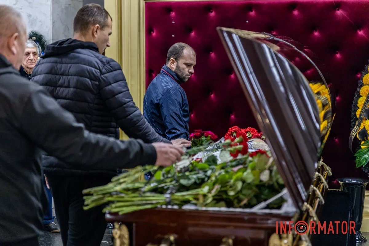 Важка втрата у спортивній спільноті: у Дніпро простились з ексгравцем ФК «Дніпро» та збірної України Андрієм Полуніним 2