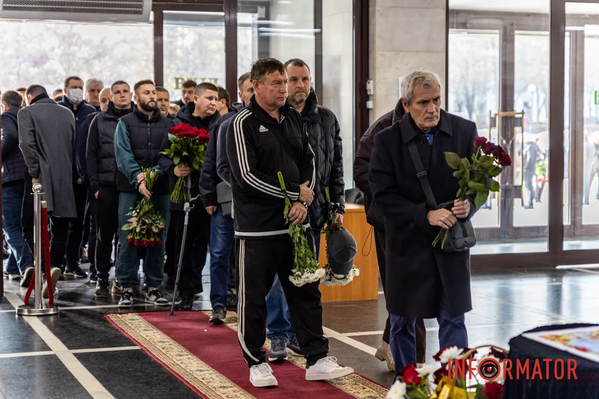 Важка втрата у спортивній спільноті: у Дніпро простились з ексгравцем ФК «Дніпро» та збірної України Андрієм Полуніним 9