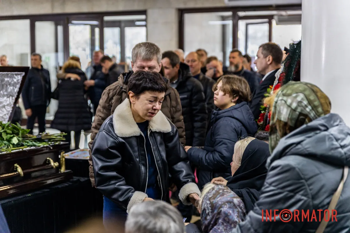 Важка втрата у спортивній спільноті: у Дніпро простились з ексгравцем ФК «Дніпро» та збірної України Андрієм Полуніним 15