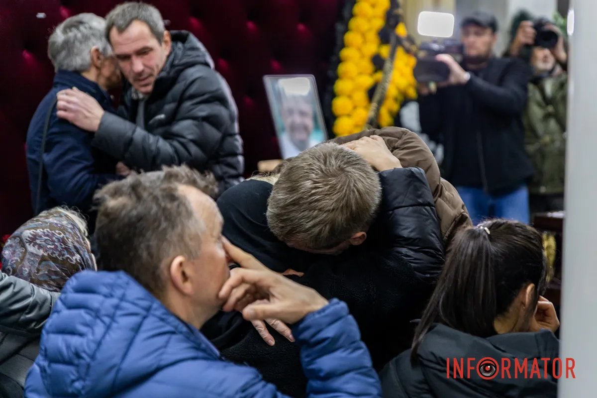 Важка втрата у спортивній спільноті: у Дніпро простились з ексгравцем ФК «Дніпро» та збірної України Андрієм Полуніним 17