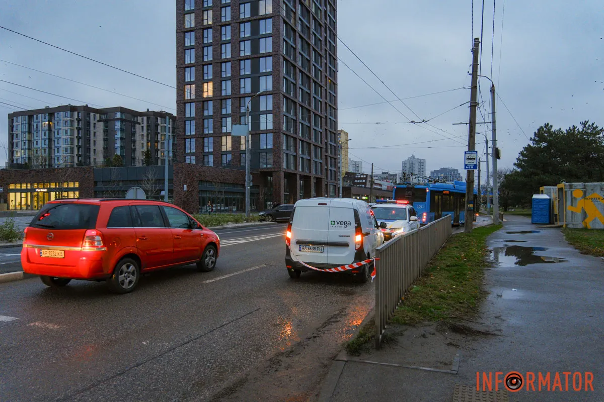 Там під колеса Renault провайдера Vega потрапила людина