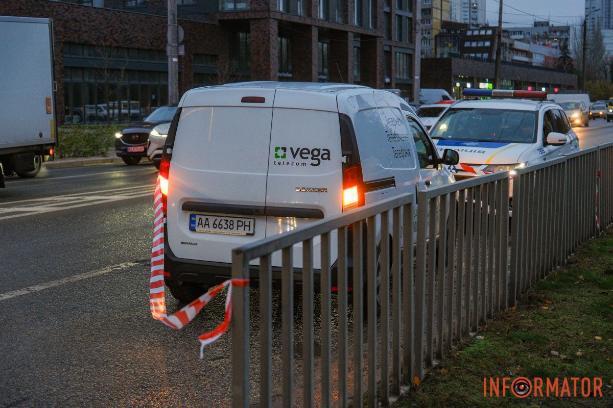 Автівка залишається на місці